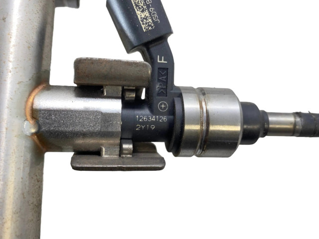 Комплект форсунок 12634125, 12633593    Chevrolet Camaro для бензинового двигателя  3.6