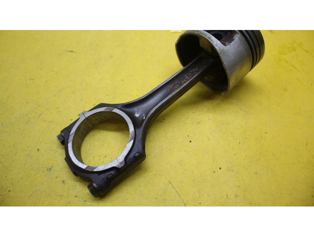 Píst 077B Audi A6 S6 C4 4A