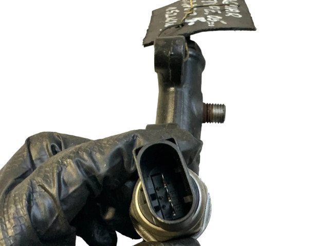 Топливная рампа 4R8Q9C066AA, 5WS40128 Jaguar S-Type 2.7