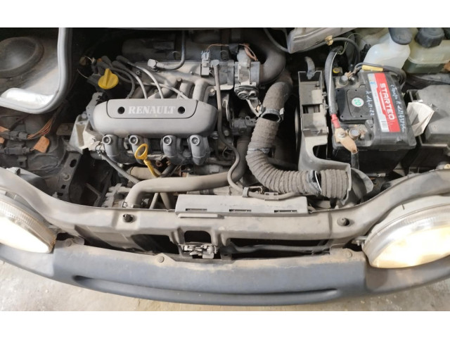 Блок управления двигателя 8200133006   Renault Twingo I