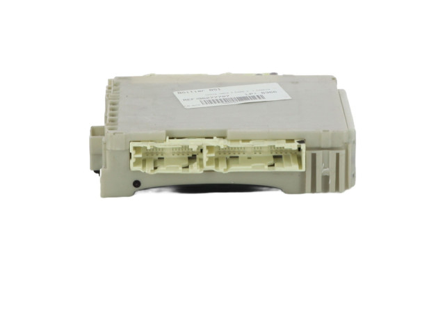 Pojistková skříňka Řídící jednotka BSM 892200D121 Toyota Yaris 2015