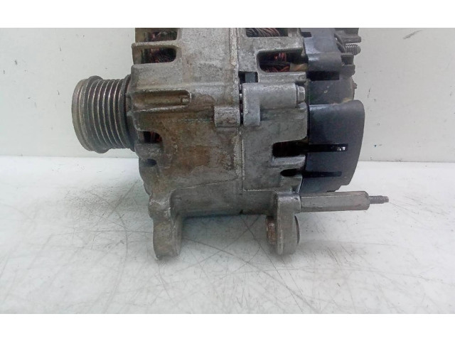 Генератор 04L903023L Audi Q3 8U