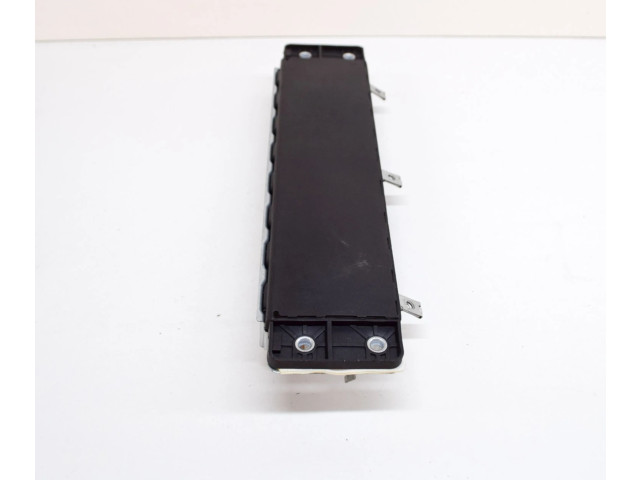 Подушка безопасности для колен 31351335, 0589P1000725 Volvo S90, V90