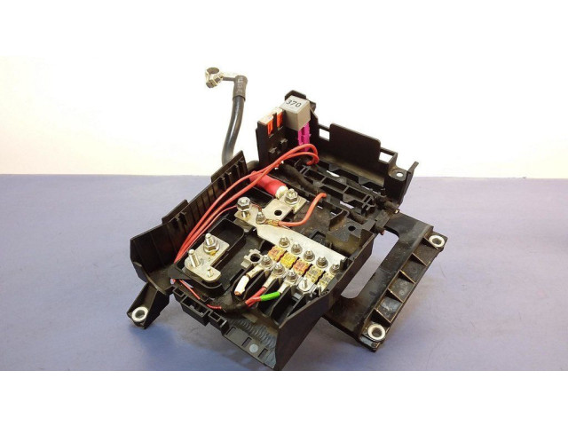   Pojistková skříňka 7L0937548C   Audi Q7 4L 2008