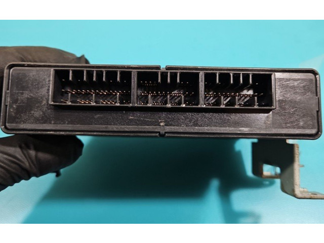 Блок управления двигателем Блок управления MR420880, IMPRK1431311 Mitsubishi Pajero Pinin