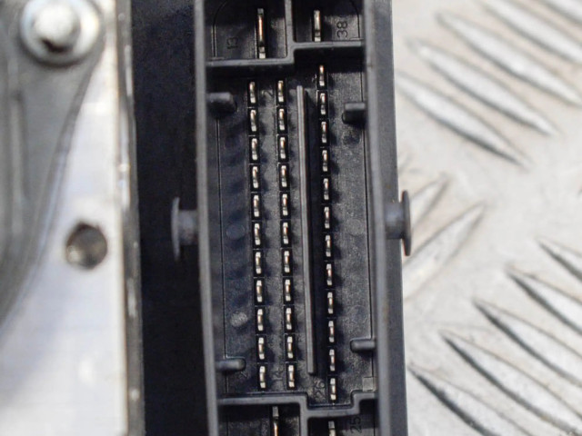 Блок АБС    Dacia  Sandero  