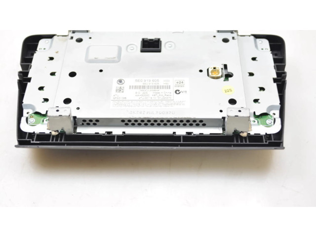 Дисплей    5E0919605   Skoda Octavia Mk3 (5E)