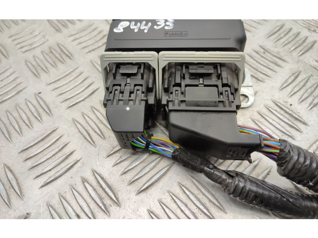 Блок подушек безопасности GV4T14B321AC   Ford Kuga II