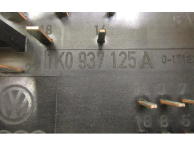 Pojistková skříňka 1K0937125A Volkswagen Caddy 2008
