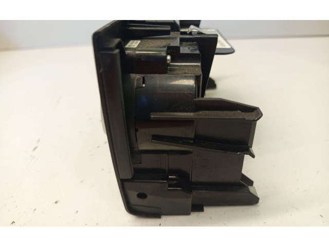 Блок управления климат-контролем 8U0820043D Audi Q3 8U