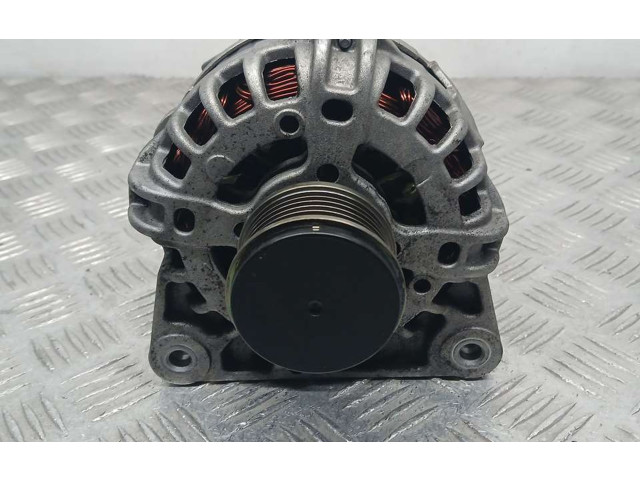 Генератор 231002949R, BOSCH Dacia Lodgy
