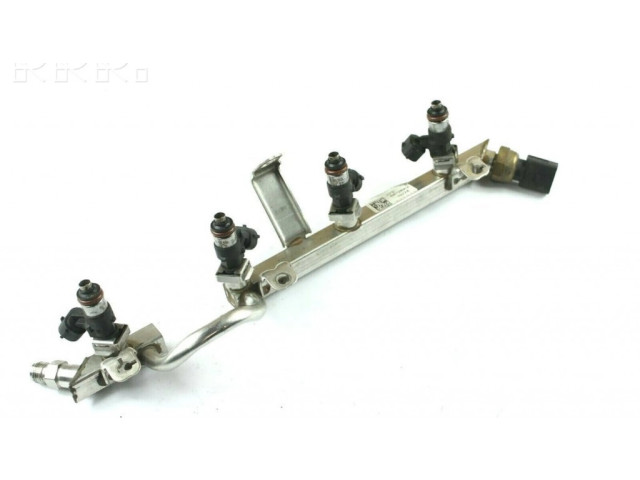 Топливная рампа 03C129041A   Audi Q3 8U 1.4 