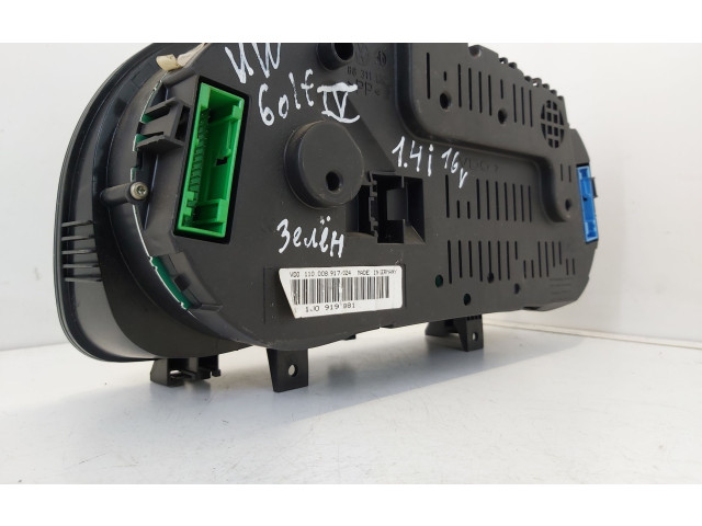 Přístrojová deska Volkswagen Golf IV 1999 88311301