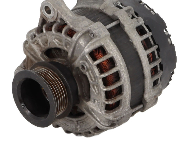 Генератор 30659580 Volvo S60