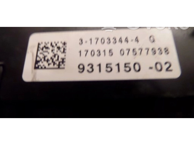 Блок предохранителей  9315150   BMW X4 G02    