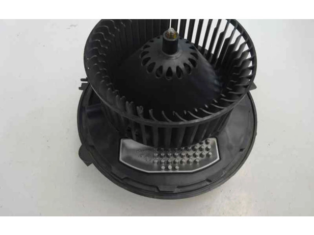 Вентилятор печки Volkswagen Golf SportWagen