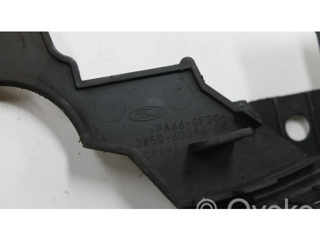 Другая деталь отсека двигателя