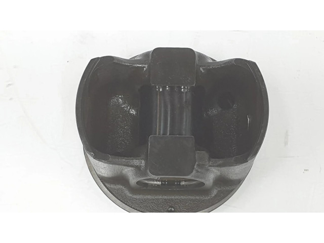 Píst A6540302900, PISTON654920 Mercedes-Benz C W204 pro naftový motor 2.0 654920