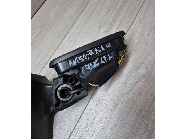 Зеркало электрическое        Skoda Fabia Mk3 (NJ)  2015 - 2021 года   