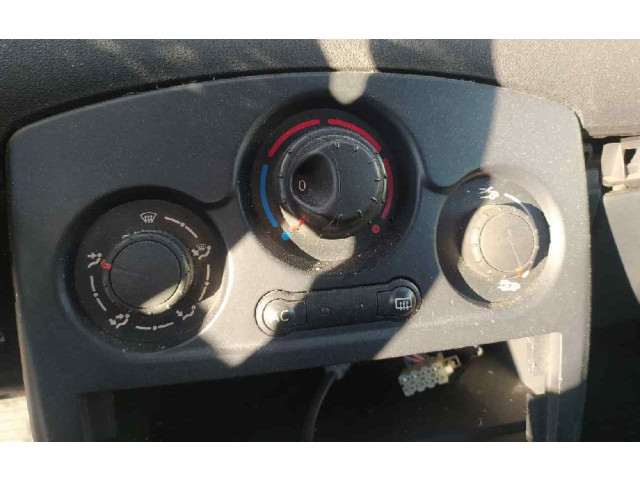 Блок управления климат-контролем 7701070473 Renault Clio III