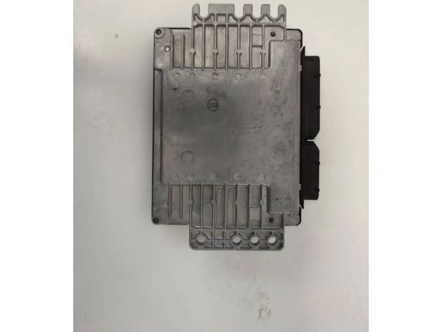 Řídící jednotka A56Y28 Nissan X-Trail T30 2003