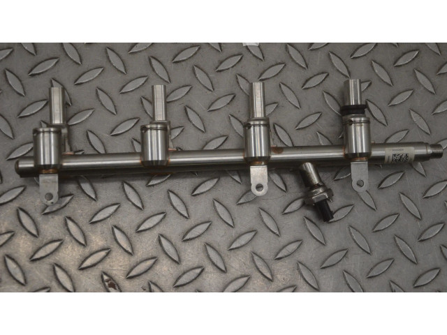 Vstřikovací lišta 50052930, 2057900986 Alfa Romeo Giulia pro benzínový motor 2.0 55273835