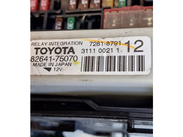 Pojistková skříňka 8264175070, 311100211 Toyota Prius (XW30) 2013