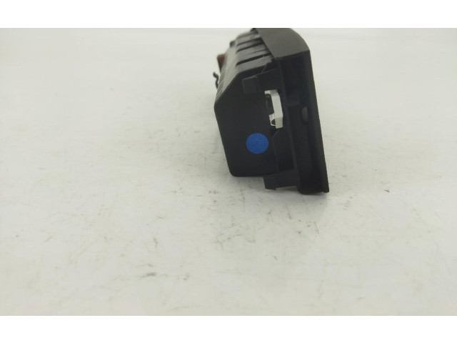 Экран/ дисплей / маленький экран 9675859580   Peugeot 3008 I