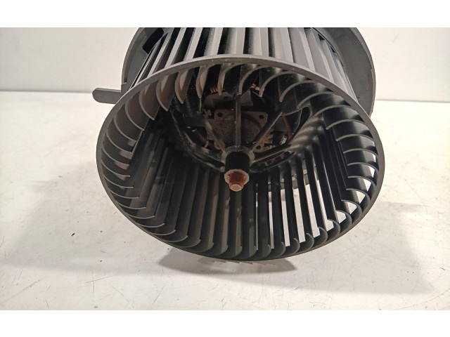 Вентилятор печки       Skoda Yeti (5L)