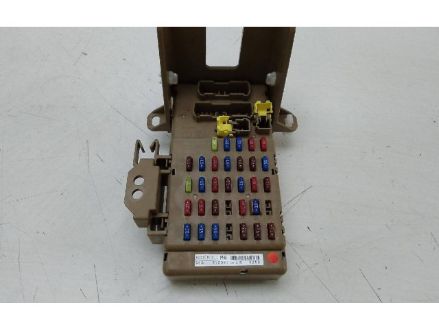 Блок предохранителей 82201FJ211   Subaru XV II