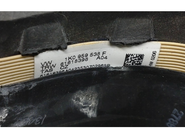 Volant Volkswagen Tiguan 2008 1K0959538F, 1k0959537j  