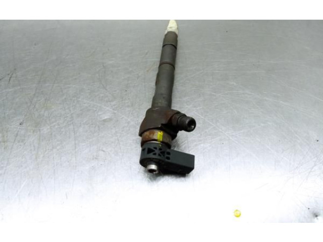 Форсунка 04L130277G Volkswagen Golf VII