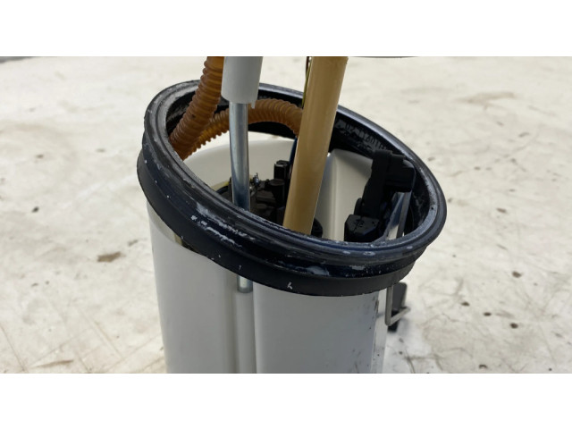 Насос топлива (в топливном баке)