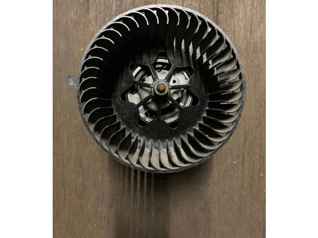 Вентилятор печки 1K2820015G, F997167J Skoda Yeti (5L)