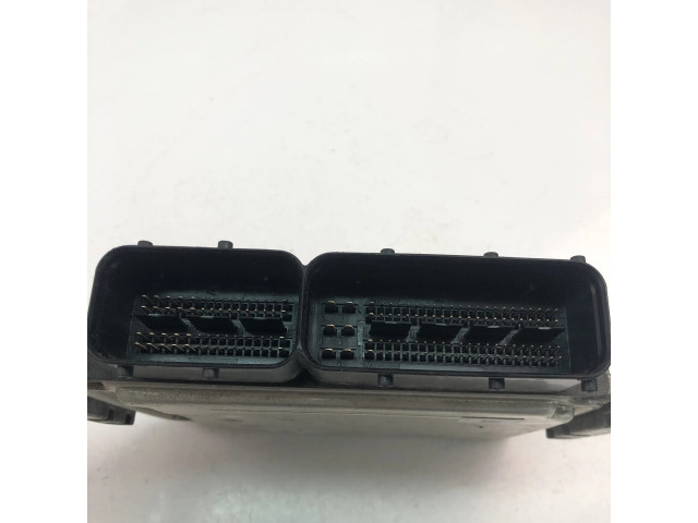 Řídící jednotka 391202A236, 0281030600 Hyundai i40 2011