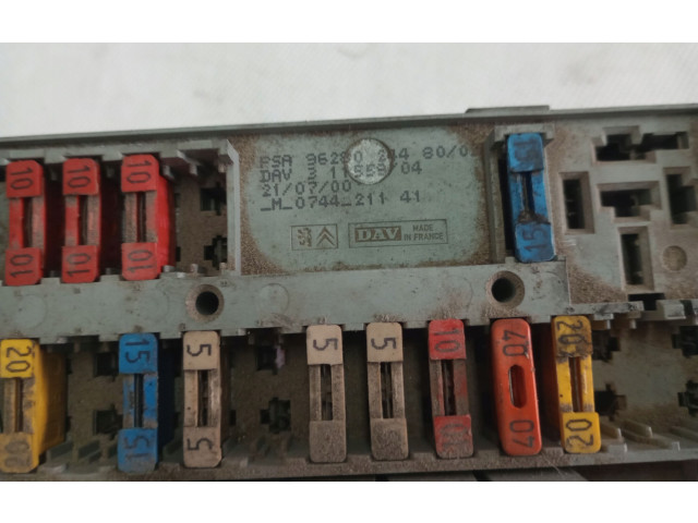 Блок предохранителей 9628024480 Citroen Xsara