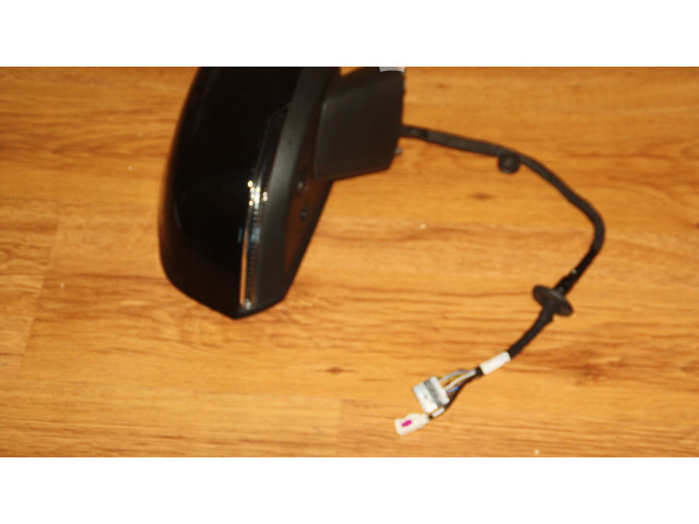 Зеркало электрическое Volvo XC40 - года