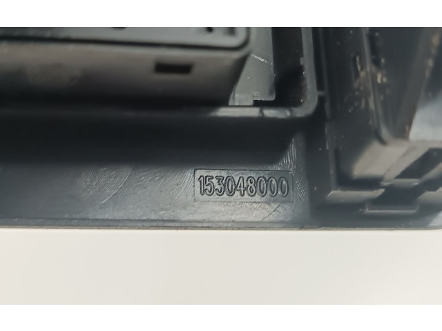 Pojistková skříňka Спидометр (приборный щиток) 153048000 Alfa Romeo 145 - 146 2000