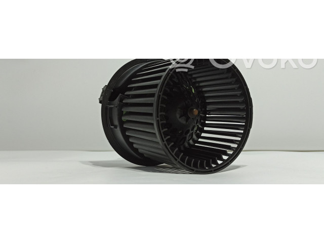 Вентилятор печки 272100975R Dacia Sandero