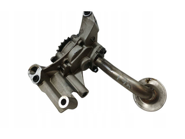 Масляный насос   03G115105, TDI  Audi A3 S3 8P 