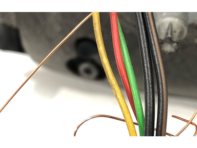 Zpětné zrcátko Peugeot 301 2012