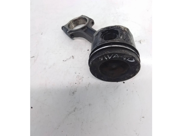 Píst Opel Vivaro M9R692