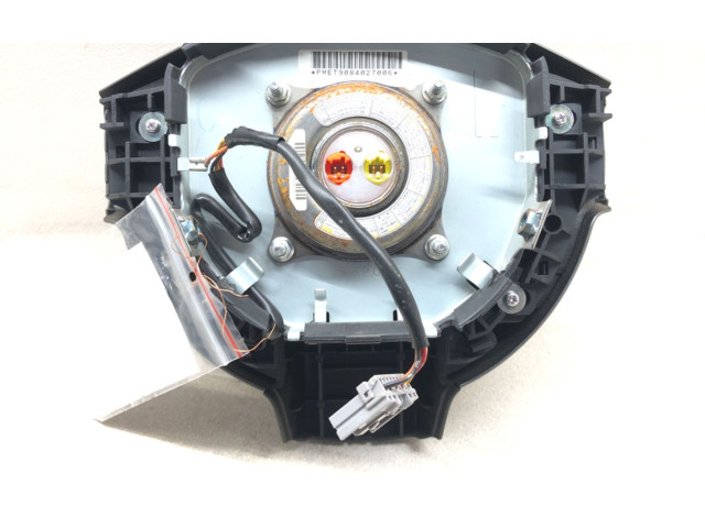 Подушка безопасности водителя    Nissan Sentra B16