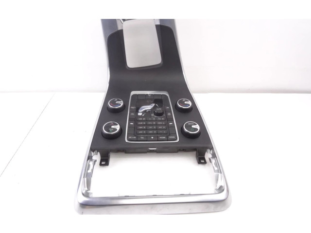 Блок управления климат-контролем    Volvo V60