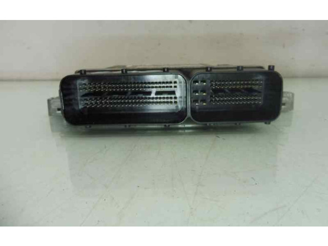Блок управления двигателя 391302A700 KIA Ceed