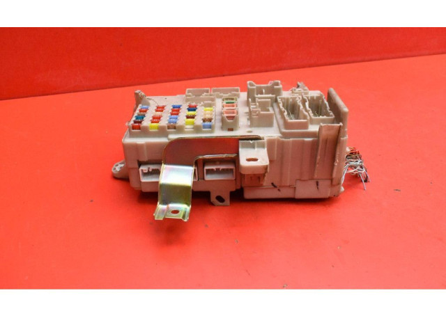 Блок предохранителей 82730-33230, 82730-33230 Austin Maestro