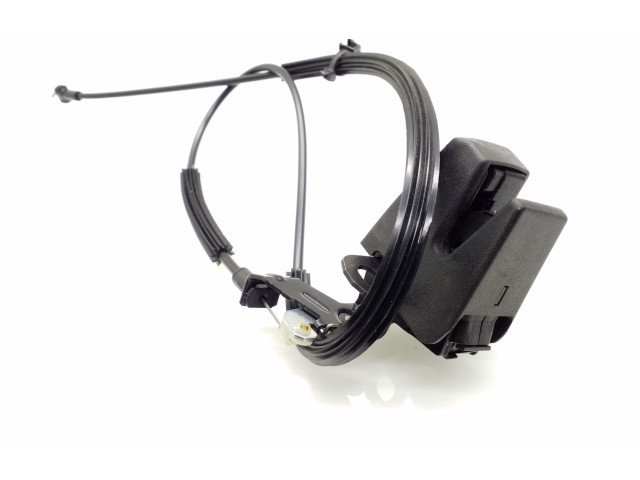 Zámek zadních dveří 2K0827532A Volkswagen Caddy 2012