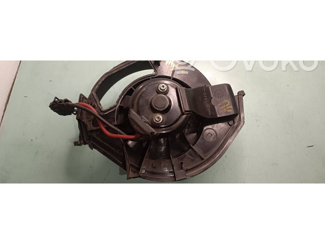 Вентилятор печки Audi A6 S6 C6 4F 2004 - 2011 года