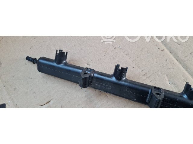 Vstřikovací lišta 05281429AA Chrysler Pacifica 36RUAE