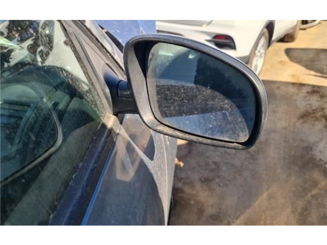 Зеркало (механическое) Skoda Fabia Mk1 (6Y) 1999 - 2007 года